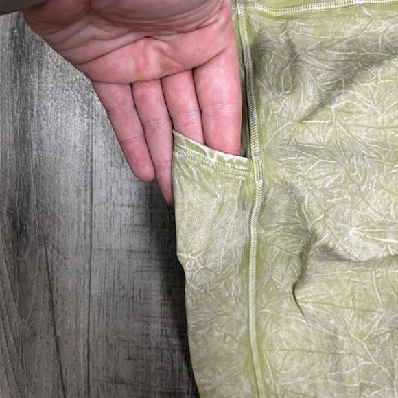 Lululemon Athletic Fast & Free HR Yoga Pants Ice Wash Hazel Green Women’s Sz 6 - Picture 4 of 10